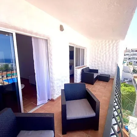 Adeje + Parking Apartmán